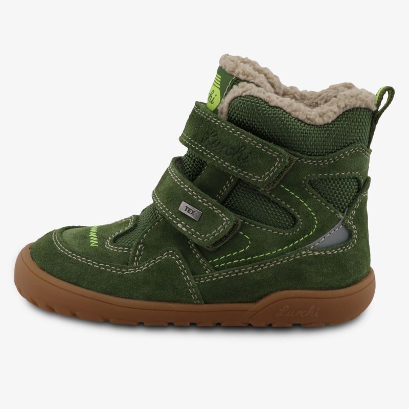 Robuster grün gefütterter Winterstiefel mit Klettverschluss und rutschfester brauner Sohle, seitliche Ansicht