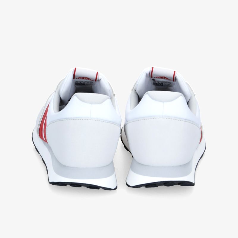 Weiße sportliche Schuhe mit rotem Akzent, bequeme Passform und trendigem Design für jeden Anlass.