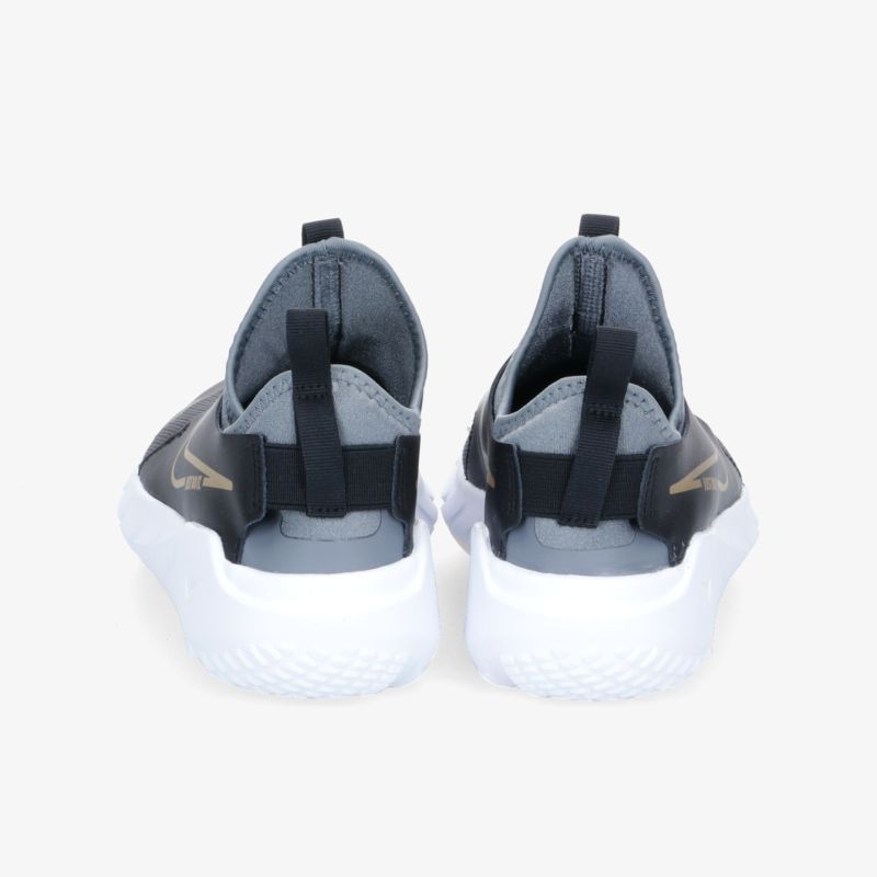 Schwarze und graue Sportschuhe mit weißer Sohle, ideal für Freizeit und Sport. Komfortabel und modern.