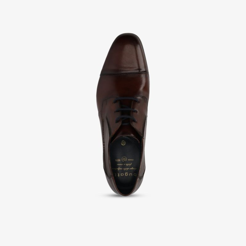 Eleganter brauner Oxford-Schuh aus hochwertigem Leder, perfekt für formelle Anlässe und Business-Outfits.