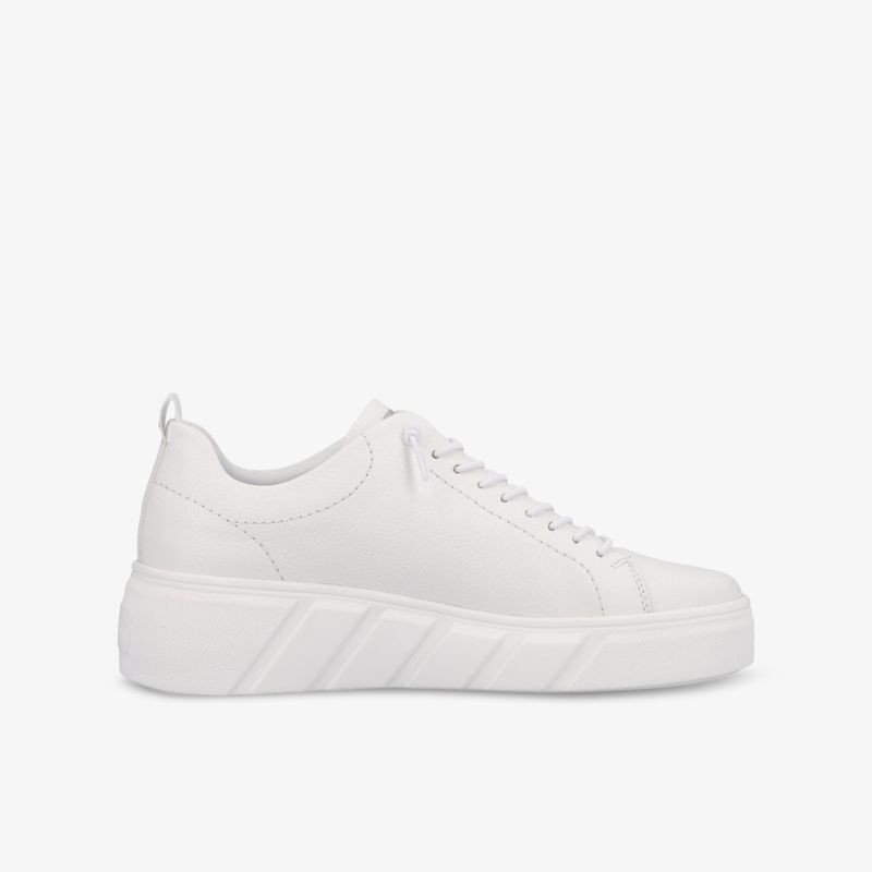 Moderner weißer Sneaker mit Plateau-Sohle und minimalistischen Details für lässigen Stil und hohen Tragekomfort.