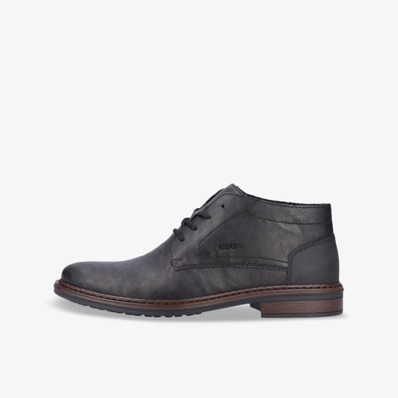 Elegante, schwarze Lederschuhe mit robustem Design und komfortabler Sohle für stilvolle Auftritte.