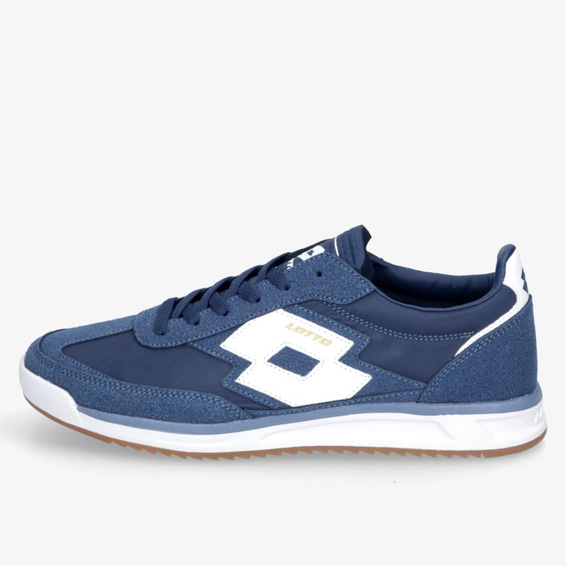 Leichter sportlicher blauer Schuh mit weißem Logo, bequem und atmungsaktiv, ideal für vielseitige Aktivitäten