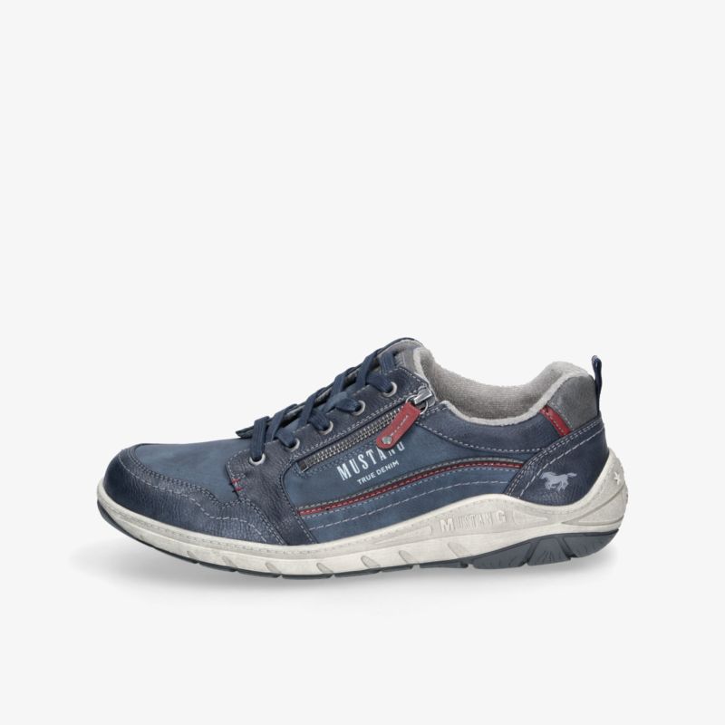 Bequemer blauer Schuh mit rutschfester Sohle, gepolstertem Einstieg und flexiblem Design für optimalen Komfort