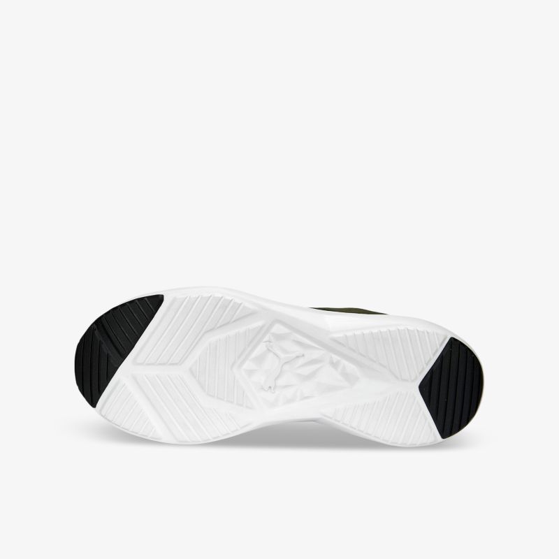 Weiße Sneaker-Sohle mit schwarzem Fersenbereich für maximalen Grip und Komfort.