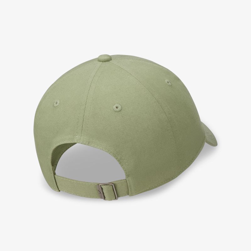 Stilvolle grüne Kappe mit verstellbarem Riemen, perfekter Sitz für jeden Kopfgröße.