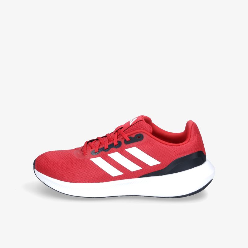 Leichter roter Schuh mit markantem Design und optimalem Tragekomfort für sportliche Aktivitäten.