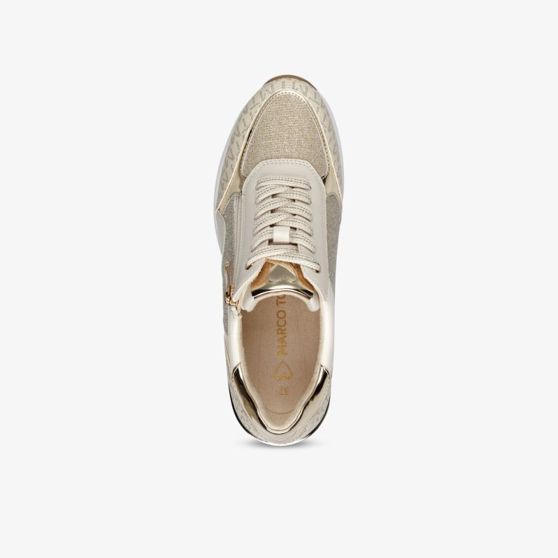 Beiger Sneaker in Draufsicht mit sportlichem Design, atmungsaktiv und komfortabel für den Alltag
