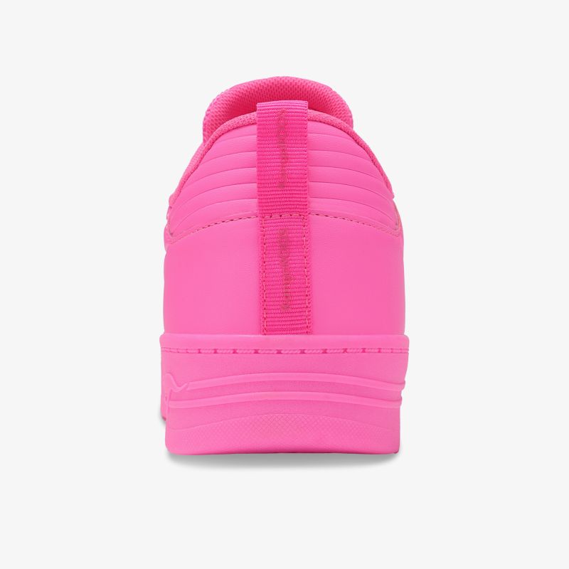Rückansicht eines sportlichen Schuhs in leuchtendem Pink mit gepolsterter Ferse und robuster Sohle