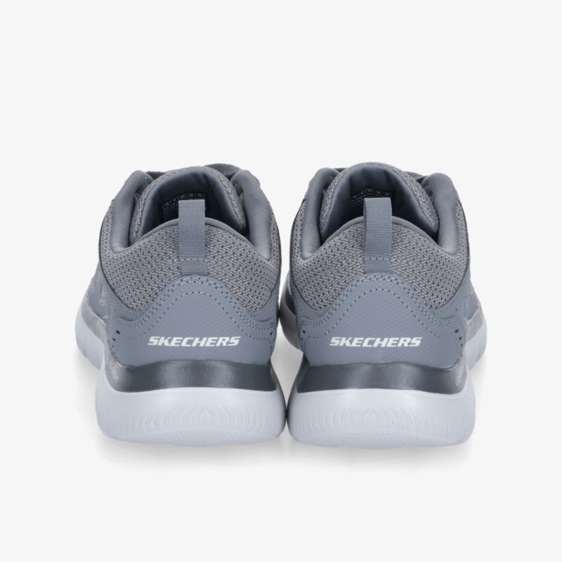 Graue Sneaker mit komfortabler Polsterung und rutschfester Sohle in Rückansicht, sportliches und leichtes Design