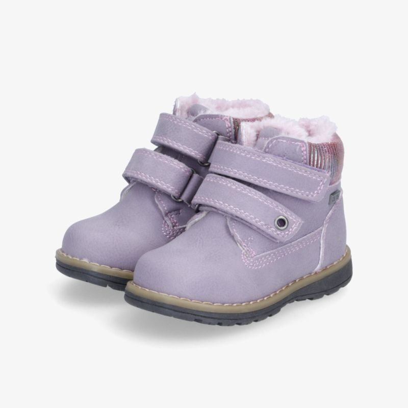 Lilafarbene Winterstiefel mit Klettverschluss und warmer Innenpolsterung, ideal für kalte Tage.