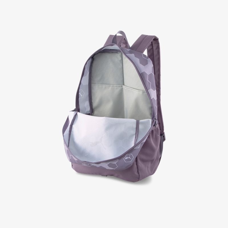 Stylischer lila Rucksack mit geräumigem Hauptfach und bequemen Trägern für vielseitige Nutzung.