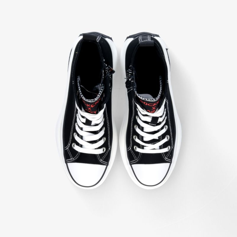 Schwarz-weiße Sneaker mit Schnürsenkeln in klassischem Design, komfortabel und modisch von oben betrachtet.