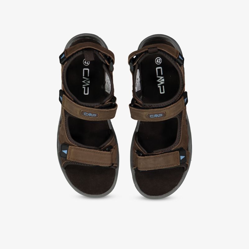 Komfortable braune Sandalen mit verstellbaren Riemen und robuster Sohle für Outdoor-Aktivitäten.