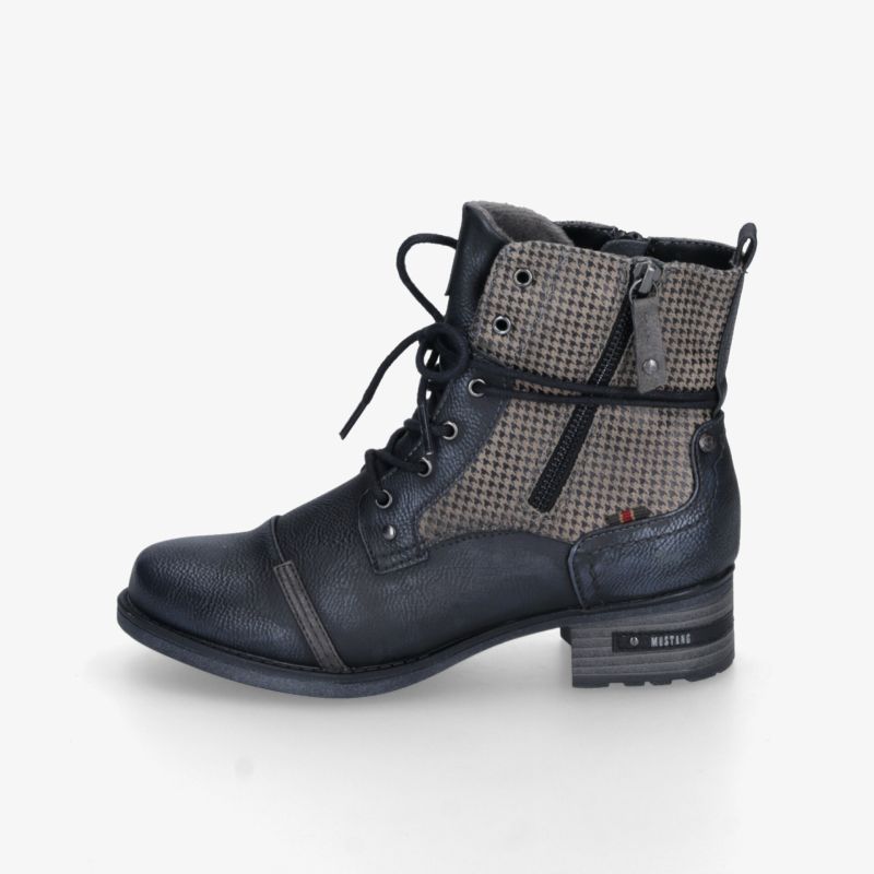 Robuster und modischer Lederschnürstiefel mit Reißverschluss für leichten Einstieg seitliche Ansicht