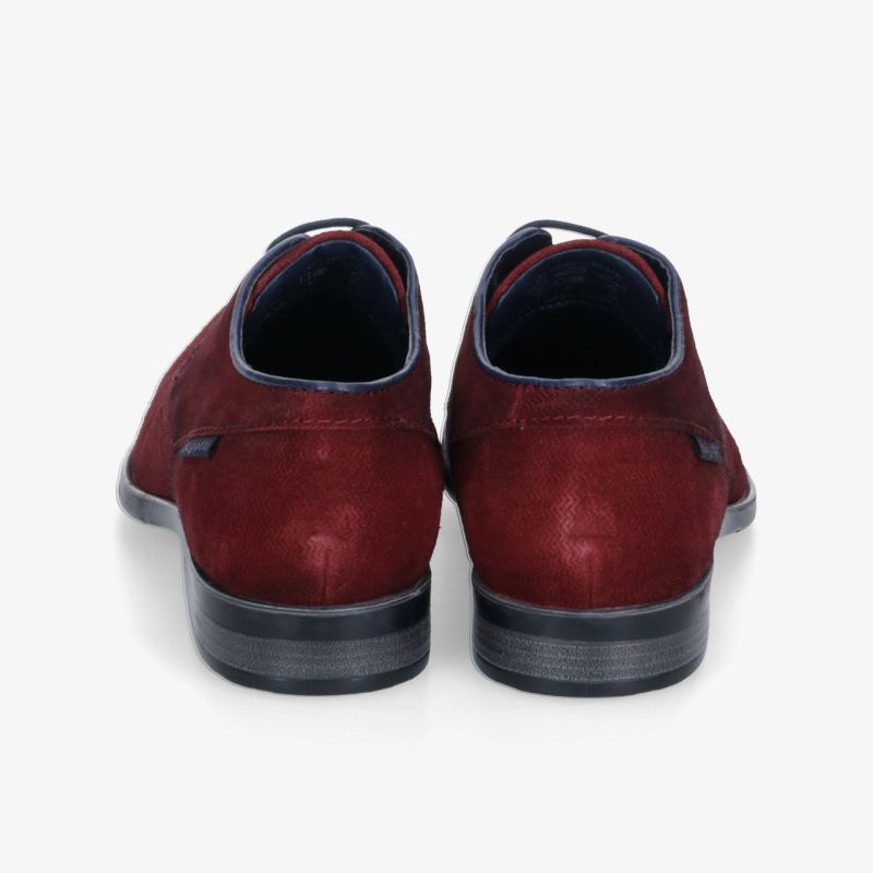 Elegante rote Lederschuhe mit edlem Design und bequemer Passform, perfekt für jeden Anlass.