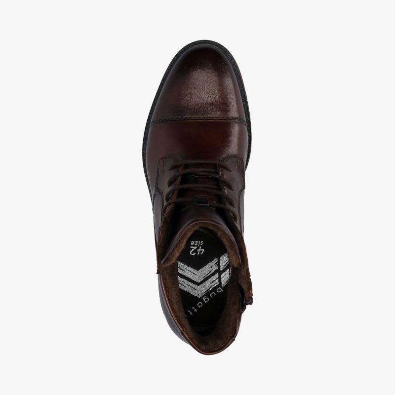 Brauner eleganter Lederschuh mit Schnürung, hochwertiges Material und komfortable Passform von oben sichtbar