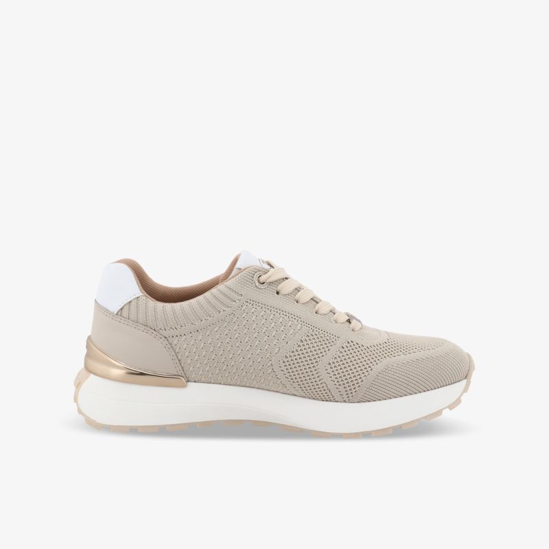 Moderner beige Sneaker mit bequemer Passform und stilvollem Design, ideal für Sport und Freizeit.