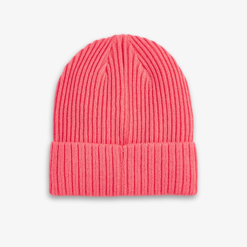 Stylische, gerippte Mütze in kräftigem Pink, ideal für kühle Tage und komfortablen Sitz.