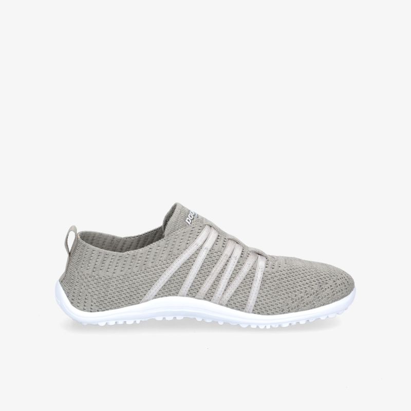 Leichter, sportlicher Sneaker in Grau mit flexiblem, atmungsaktivem Obermaterial und robuster Sohle.