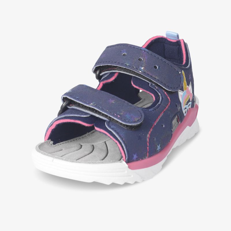 Bequeme Sommerschuh mit Klettverschluss, buntem Design und robuster Sohle.