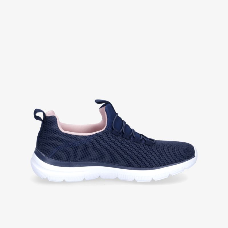 Leichter navy Sneaker mit weißer Sohle und atmungsaktivem Mesh für optimalen Komfort und sportlichen Stil.