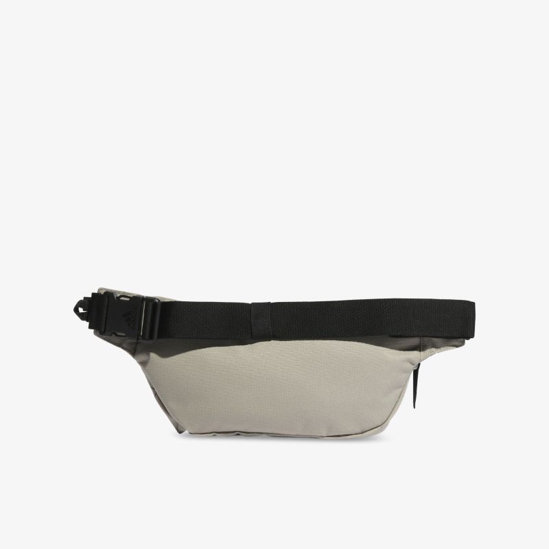 Praktische und stilvolle Gürteltasche in elegantem Design mit verstellbarem Gurt und sicherem Verschluss.