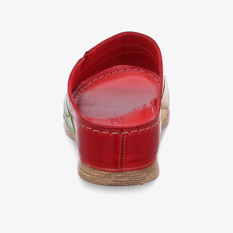 Roter Schuh mit hochwertigem Material und robuster Sohle, bequeme Passform, Rückansicht