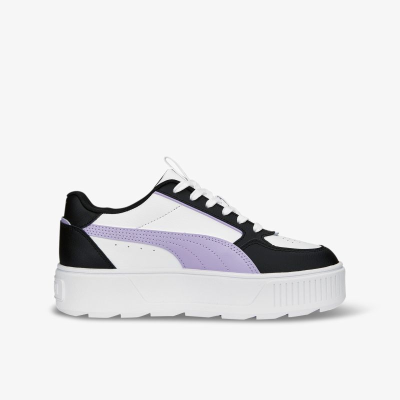 Moderner Sneaker in Schwarz und Weiß mit dezenten Lila-Akzenten. Sportliches Design für vielseitige Looks.
