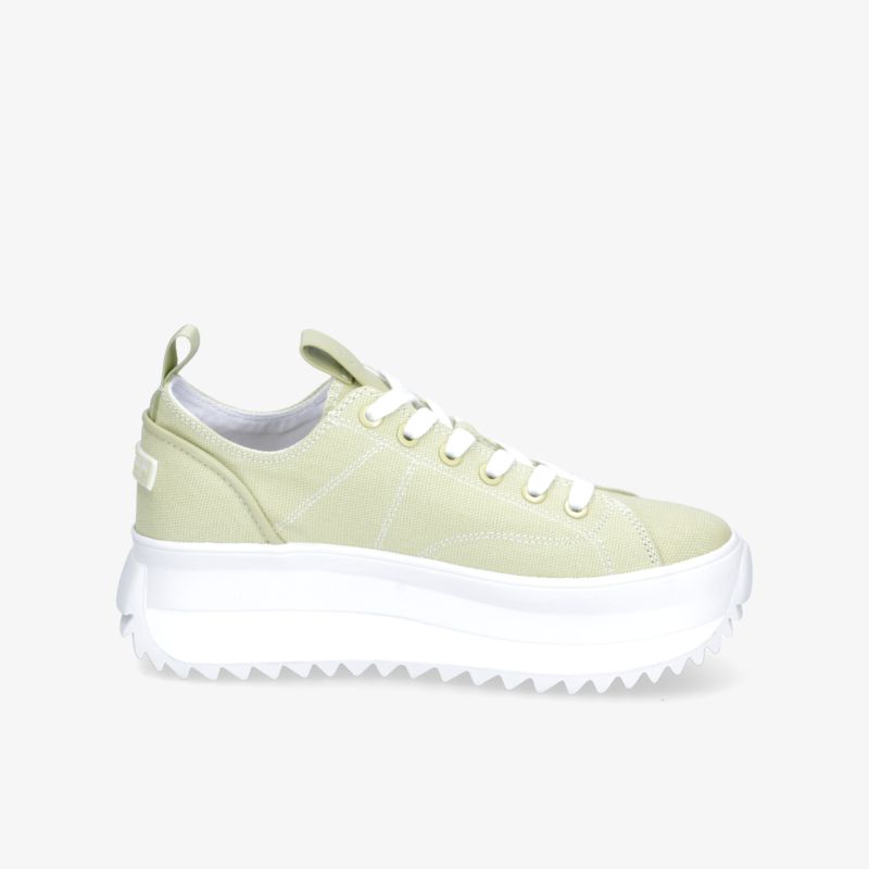 Leichter, komfortabler Sneaker in hellgrün mit flexibler Sohle und modernem, gepolstertem Schaft