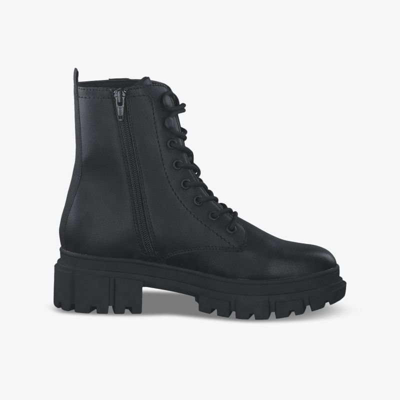 Schwarze Stiefel mit robuster Sohle und Reißverschluss, ideal für lässigen Alltagslook.