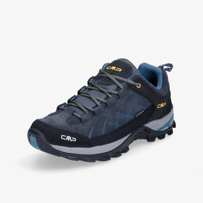 Bequemer und robuster Outdoorschuh mit atmungsaktivem Material und rutschfester Sohle.
