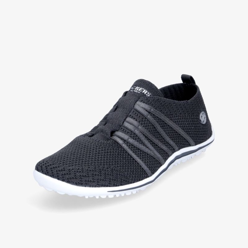 Leichter schwarzer Sportschuh mit atmungsaktivem Material und flexibler Passform für optimalen Komfort
