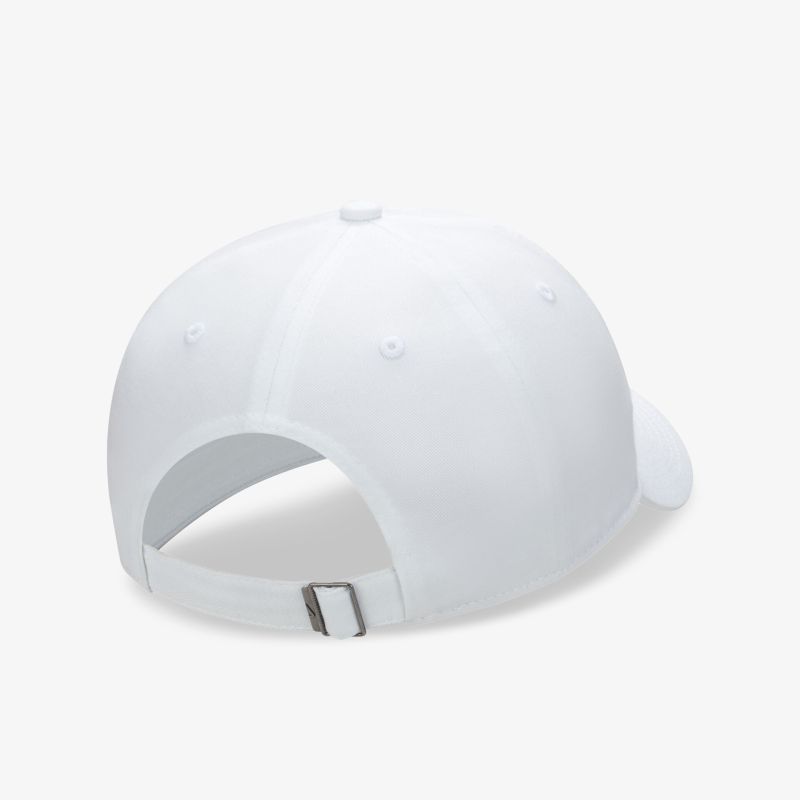 Weiße Basecap mit verstellbarem Verschluss, ideal für einen stilvollen und bequemen Sitz.
