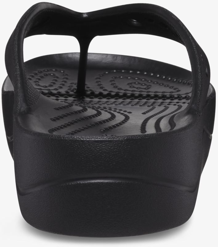 Bequeme schwarze Flip-Flops mit rutschfester Sohle für optimalen Halt und Komfort.