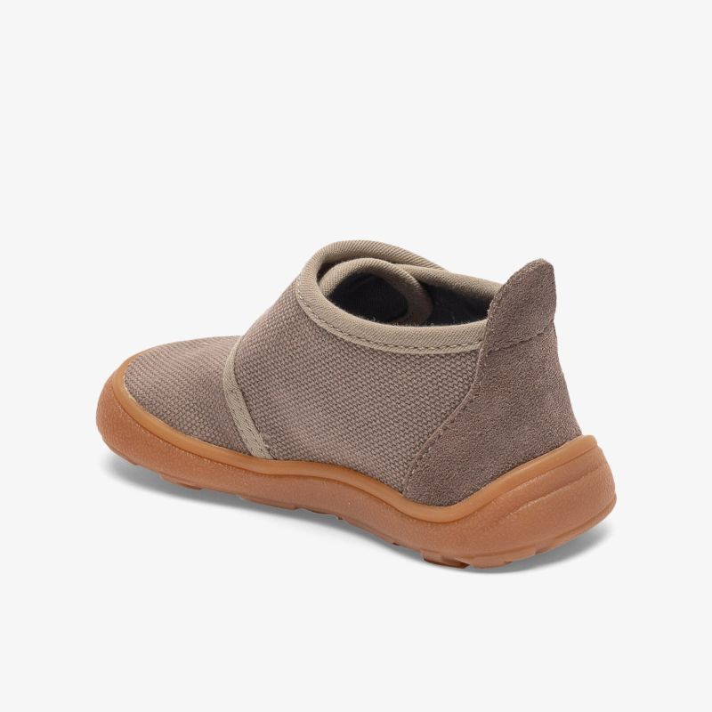 Bequemer und flexibler Schuh mit weichem Material und rutschfester Sohle für optimalen Komfort