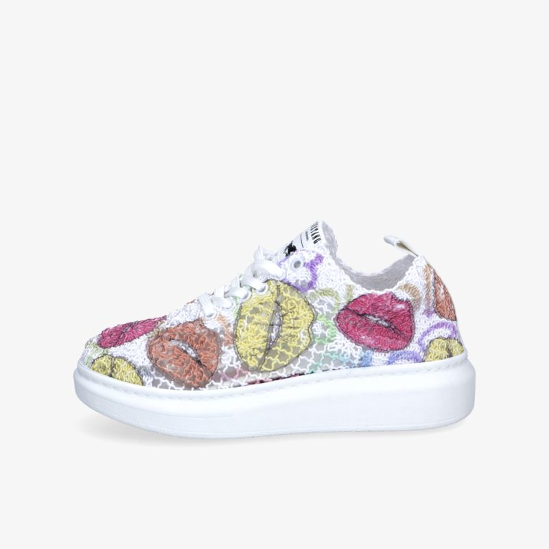 Modischer Sneaker mit buntem Lippen-Muster, bequeme weiße Sohle und strapazierfähigem Obermaterial