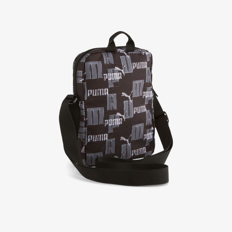 Moderne Umhängetasche von Puma mit urbanem Design und verstellbarem Riemen für täglichen Einsatz.