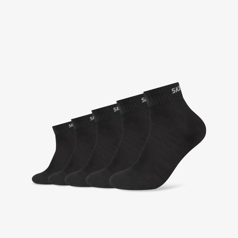 Schwarze Socken im 5er-Pack, bequem und atmungsaktiv, ideal für täglichen Komfort und vielseitigen Stil.