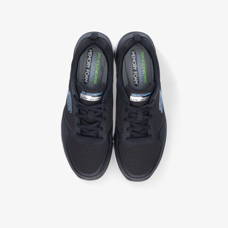 Moderner, atmungsaktiver Sneaker in klassischem Design, ideal für sportliche Aktivitäten und den Alltag.