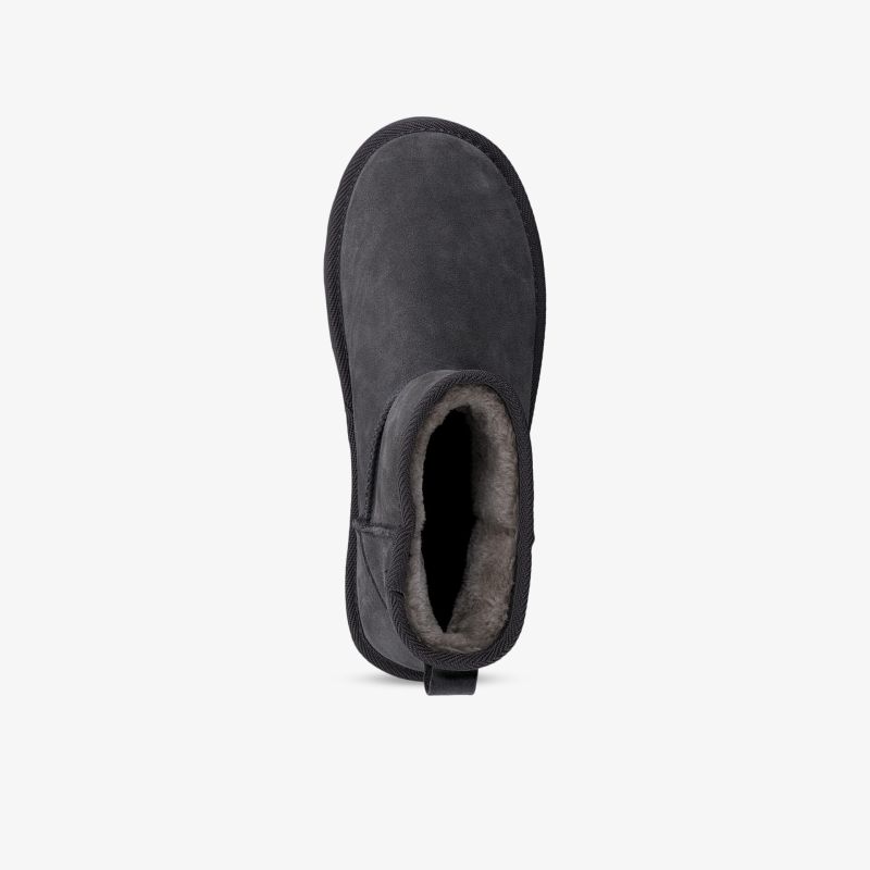 Bequemer Schuh in elegantem Design mit weichem Futter und flexibler Sohle für optimalen Komfort.