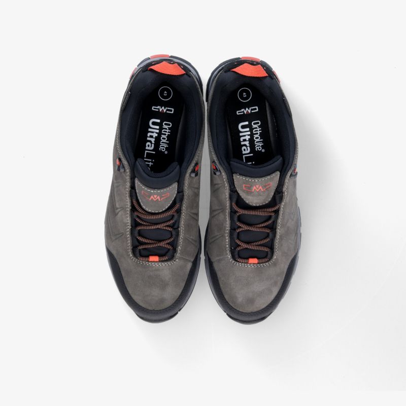 Komfortable und robuste Wanderschuhe in modernem Design, ideal für Outdoor-Aktivitäten und Abenteuer.