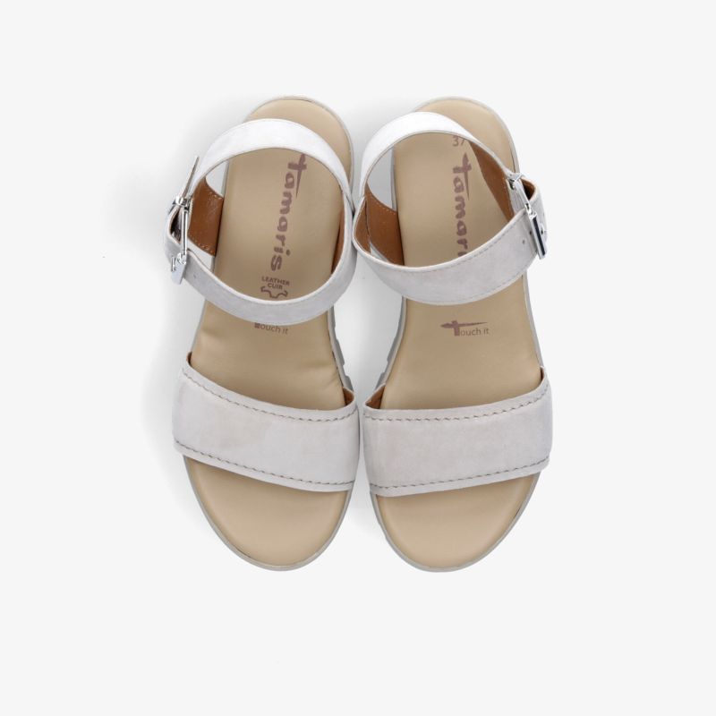 Leichte weiße Sandalen mit verstellbarem Riemen und gepolsterter Innensohle für hohen Tragekomfort
