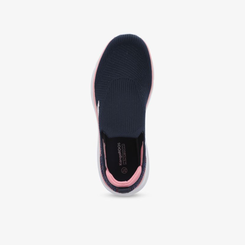 Sportlicher Schuh in Navy mit pinken Akzenten. Bequem, mit rutschfester Sohle und modernem Design.