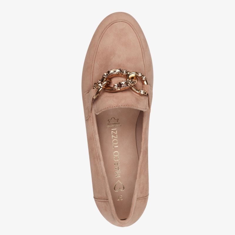 Beiger eleganter Slipper mit goldener Kette, weichem Material und runder Form für hohen Tragekomfort