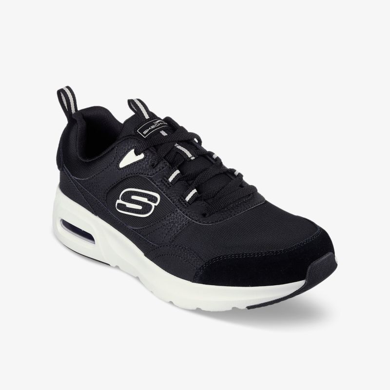 Moderner schwarzer Sneaker mit weißer Sohle, ideal für Alltag und Freizeit. Komfortable Passform und stilvolles Design.