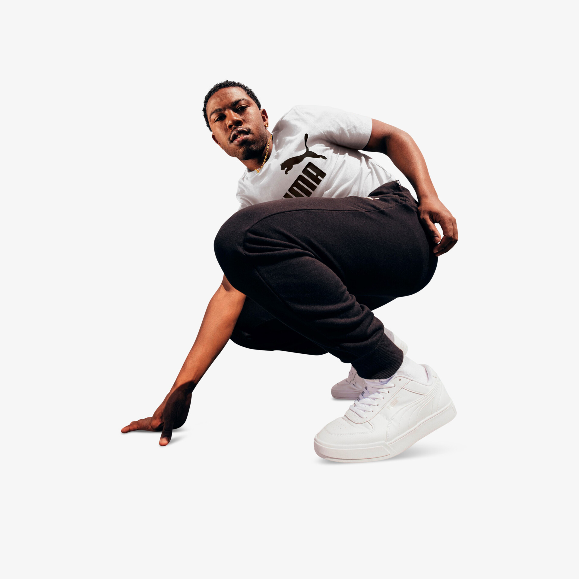 Weiße Sneaker mit sportlichem Look, ideal für Alltag und Freizeit. Komfortabel und vielseitig kombinierbar.