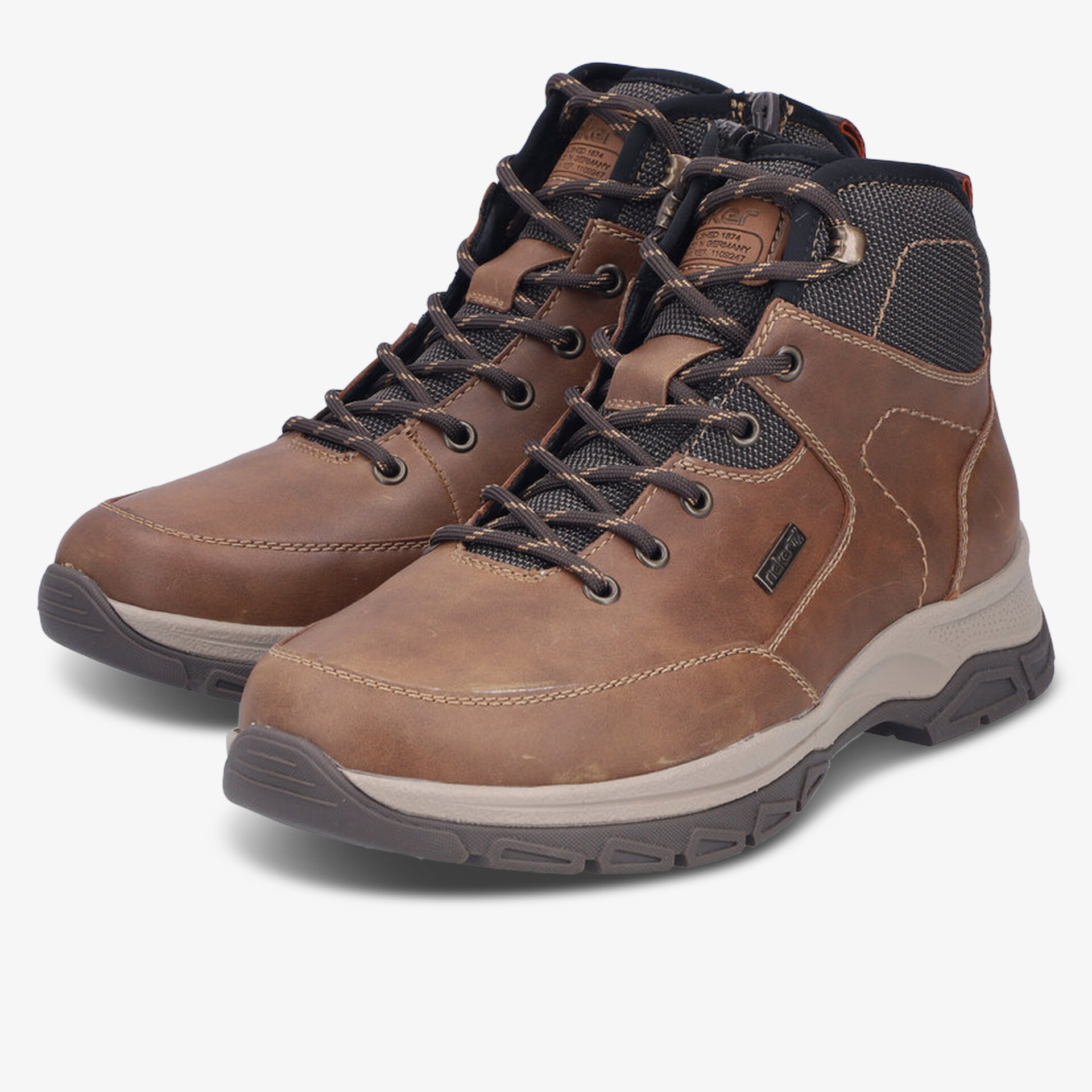 Robuste braune Outdoorschuhe mit rutschfester Sohle und bequemem Sitz für vielseitigen Einsatz