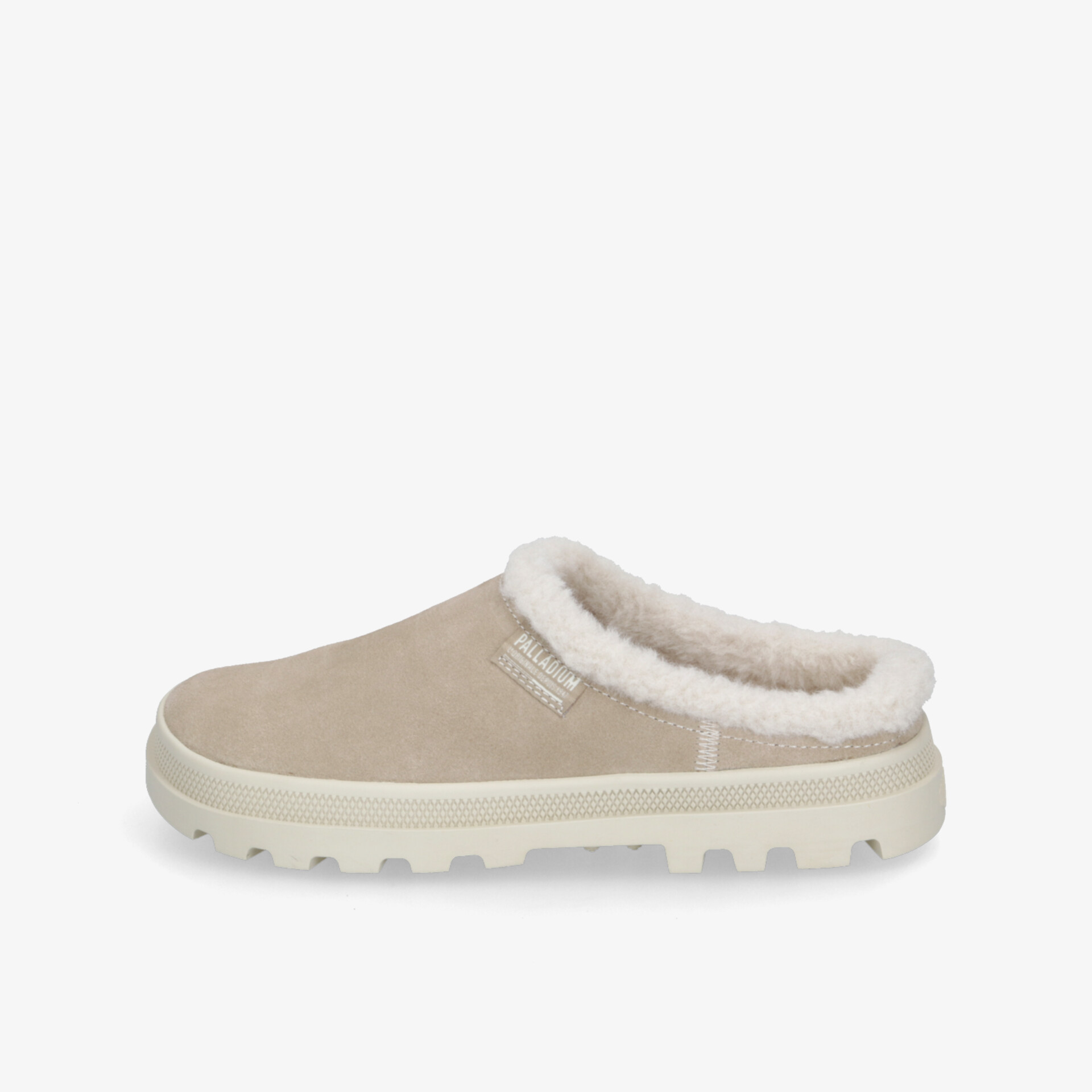 Bequemer beige Hausschuh mit weichem, warmem Innenfutter und robuster, rutschfester Sohle für optimalen Komfort