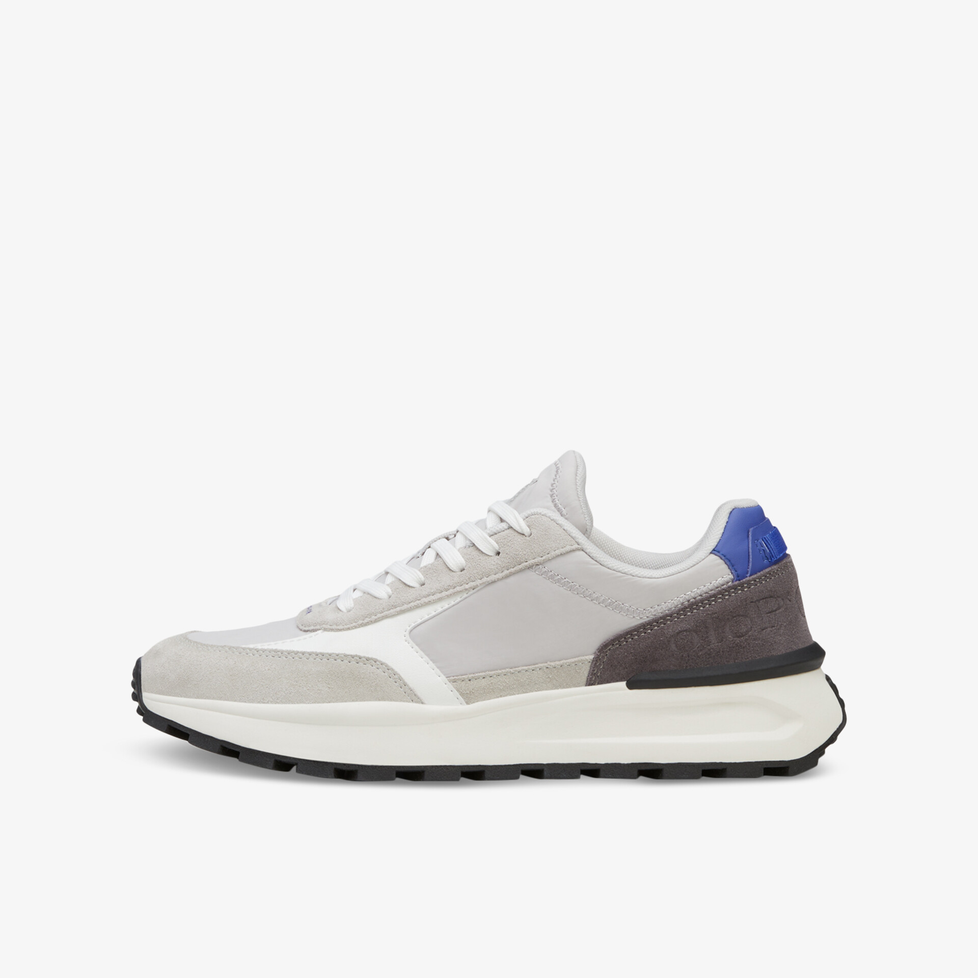 Moderner grauer Sneaker mit blauen Akzenten, ideal für Alltag und Freizeit. Bequeme Passform und vielseitiges Design.